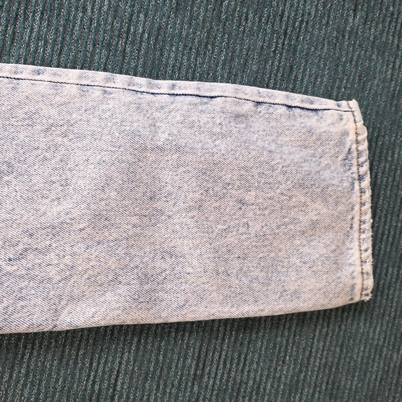 Abercrombie & Fitch 100% Cotton High Rise Mom Jeans - Picture 12 of 16